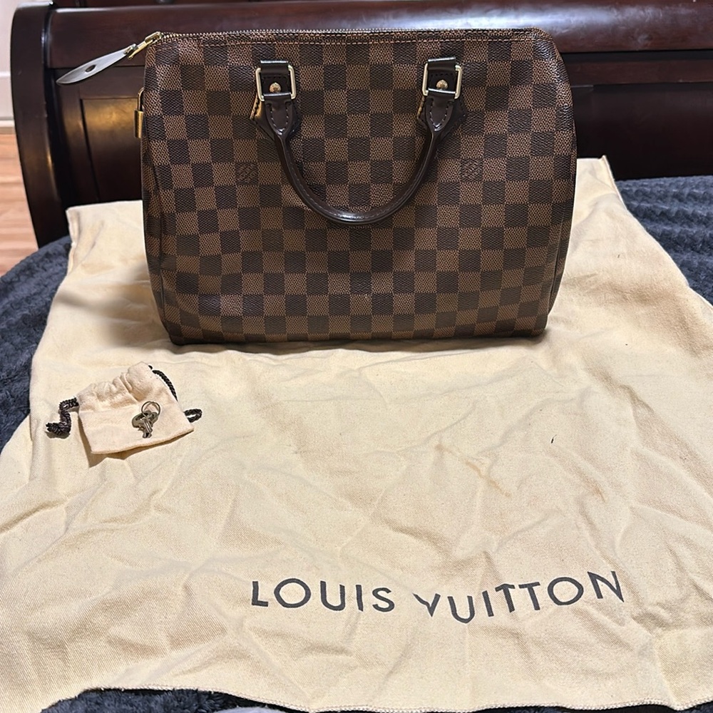 Gorgeous brand new, worn a handful of times, MINT CONDITION Louis Vuitton